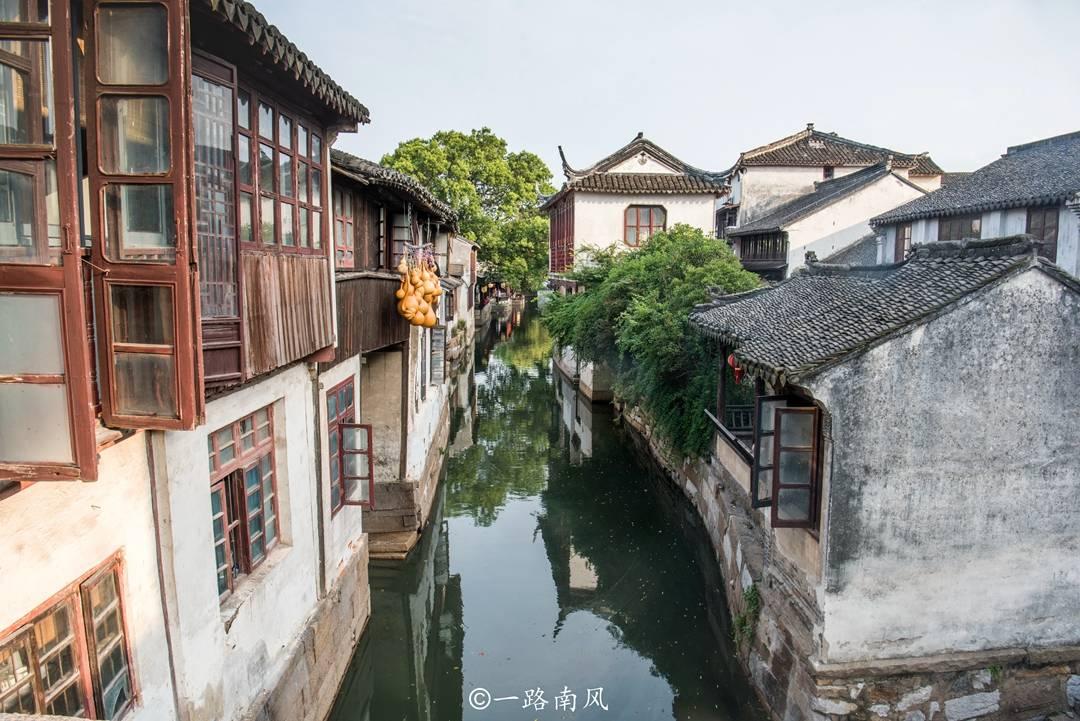 探索吉鹿力问答社区,尽在美的电热水器怎么清洗